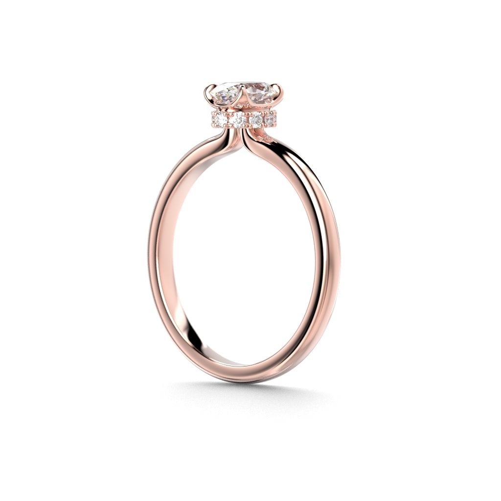 Heidi Hidden Halo oval 0,60 ct